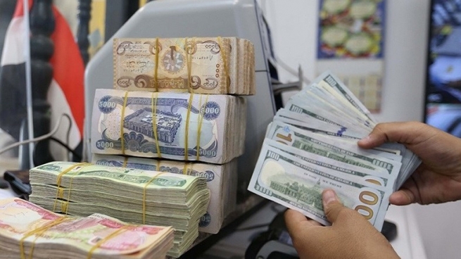 بەهای دۆلار بەشێوەیەکی بەرچاو بەرامبەر دینار دابەزی